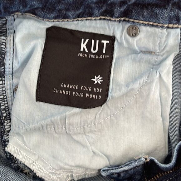 Kut from the cloth jeans.  Boot cut. Size 2.  Excellent condition. - Picture 4 of 7